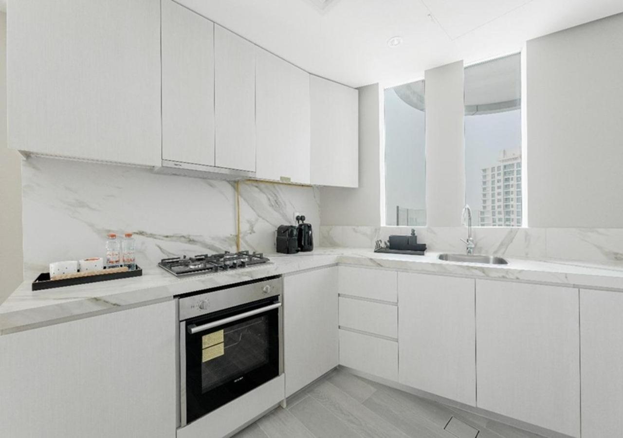 Dubai Marina Walk Gem Modern Apartments With Pool & Gym Access, Steps To Beach & Metro Managed By Sunnyhomes Exterior foto