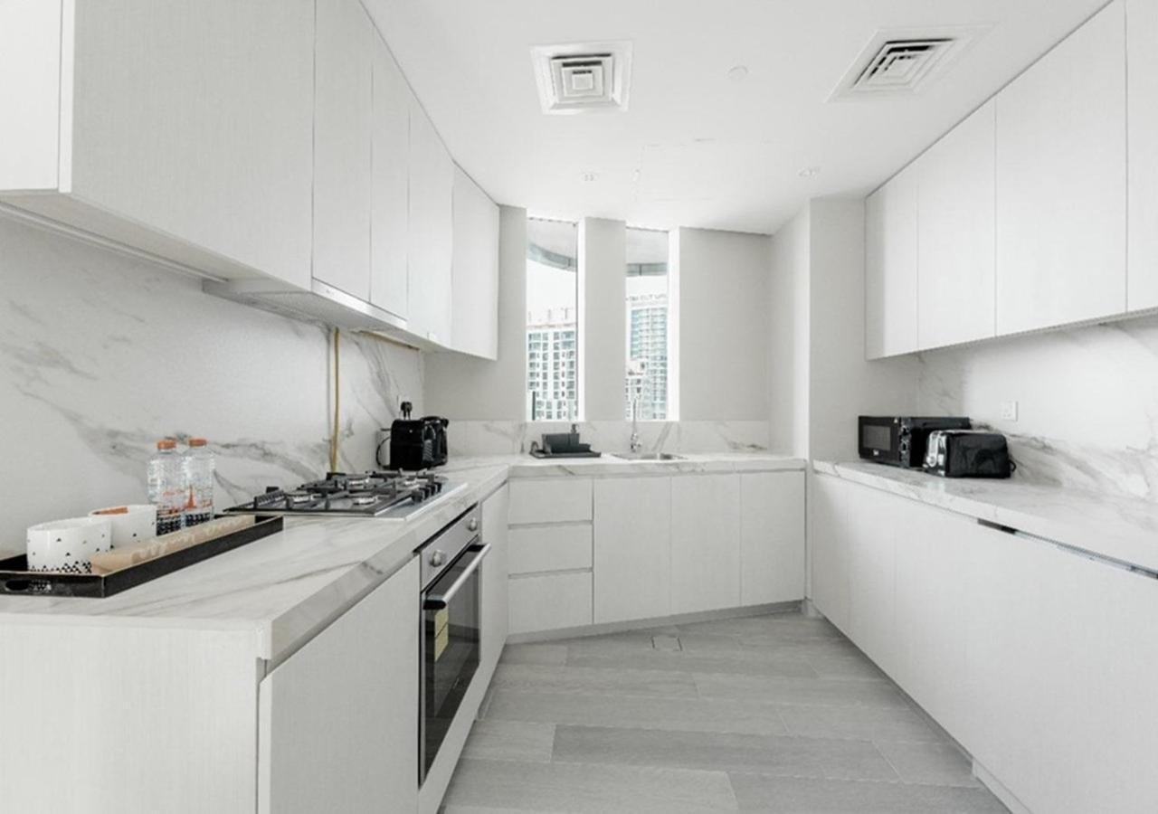 Dubai Marina Walk Gem Modern Apartments With Pool & Gym Access, Steps To Beach & Metro Managed By Sunnyhomes Exterior foto